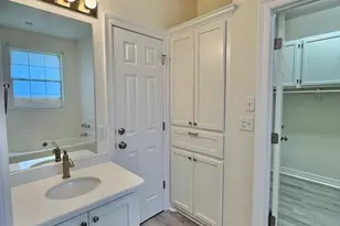 302 Buckingham Dr, Port Neches, TX 77651 - Photo 24