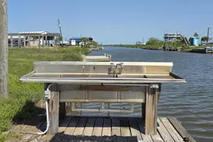 900 Mariner St, Sargent, TX 77414 - Photo 14