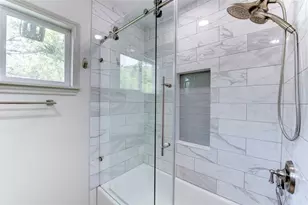 4018 Woodshire St, Houston, TX 77025 - Photo 18