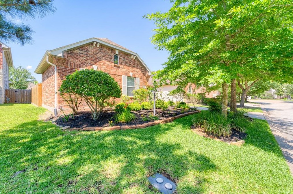 115 Zephyr Bend Pl, Spring, TX 77381-4297