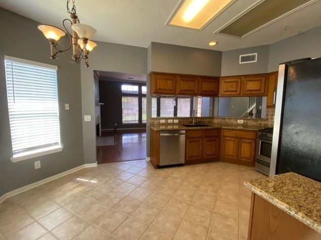 14334 Fair Knoll Way, Houston TX  77062-2032 exterior