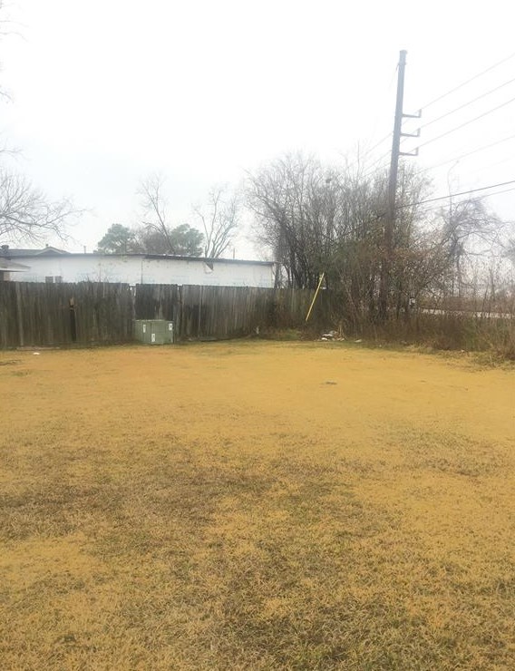 4640 Lauder Rd, Houston, TX 77039