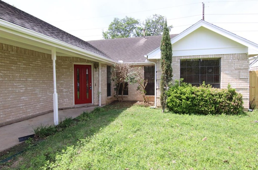 3118 Settlers Way Blvd, Sugar Land, TX 77479