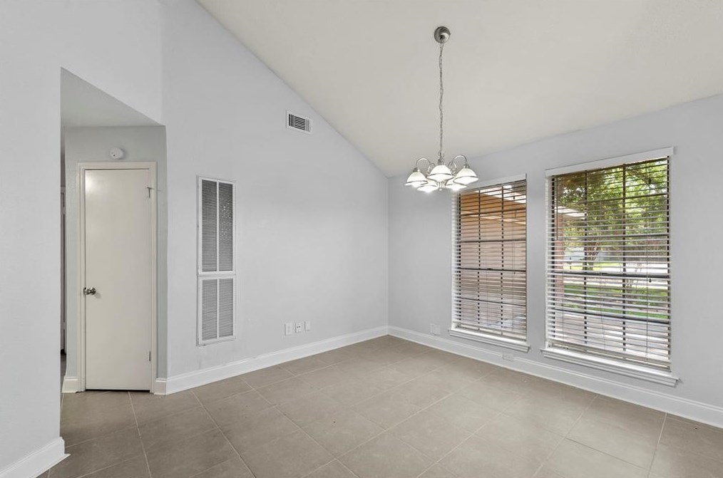 8543 Sunny Ridge Dr, Houston TX  77095-3708 exterior