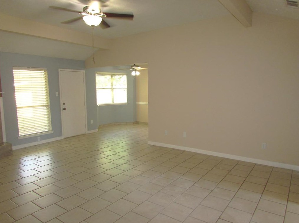 3902 Sandlehurst Dr, Pasadena TX  77504-3026 exterior