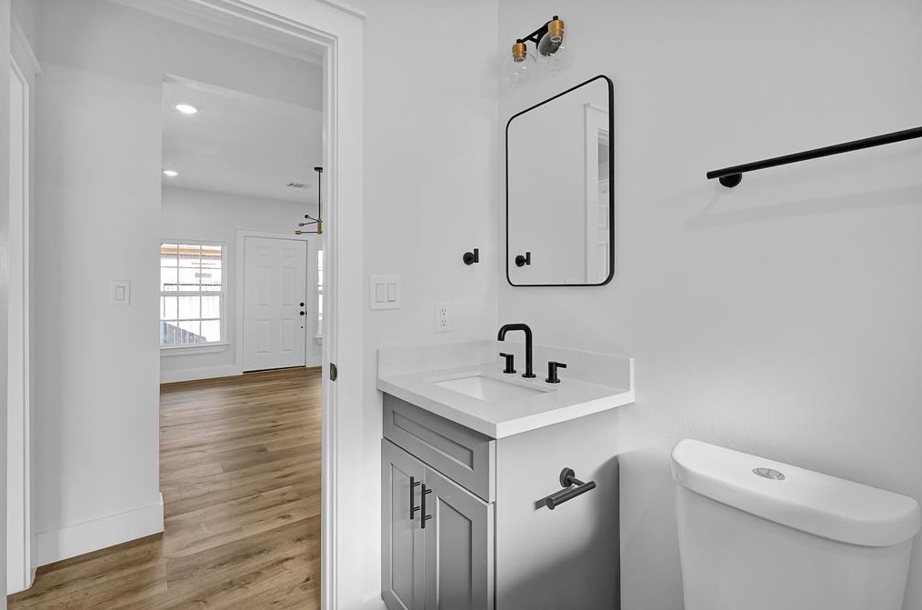 224 Everton St, Houston TX  77003-2504 exterior