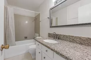 1805 Briar Oaks Dr, Bryan, TX 77802 - Photo 18