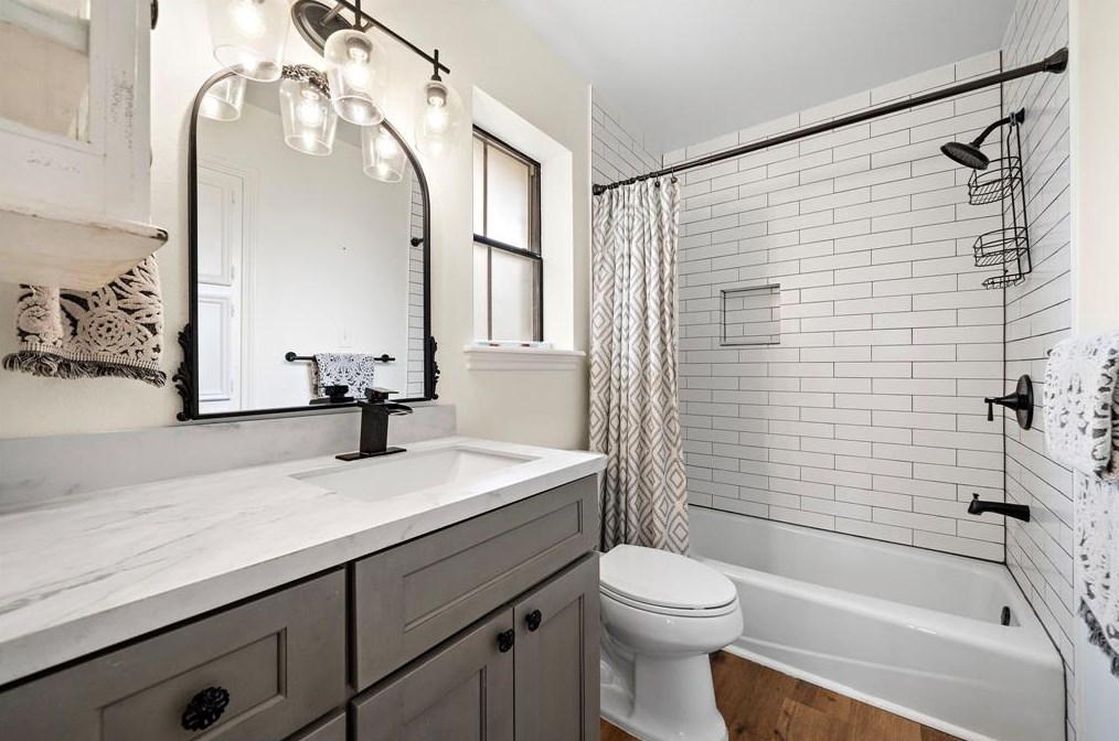 6610 Country Ln, Richmond TX 77406-7734 exterior