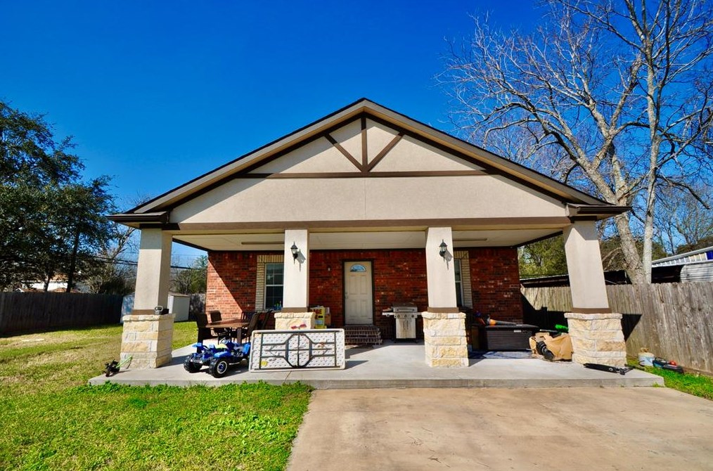 7169 Airport Blvd, Houston, TX 77061