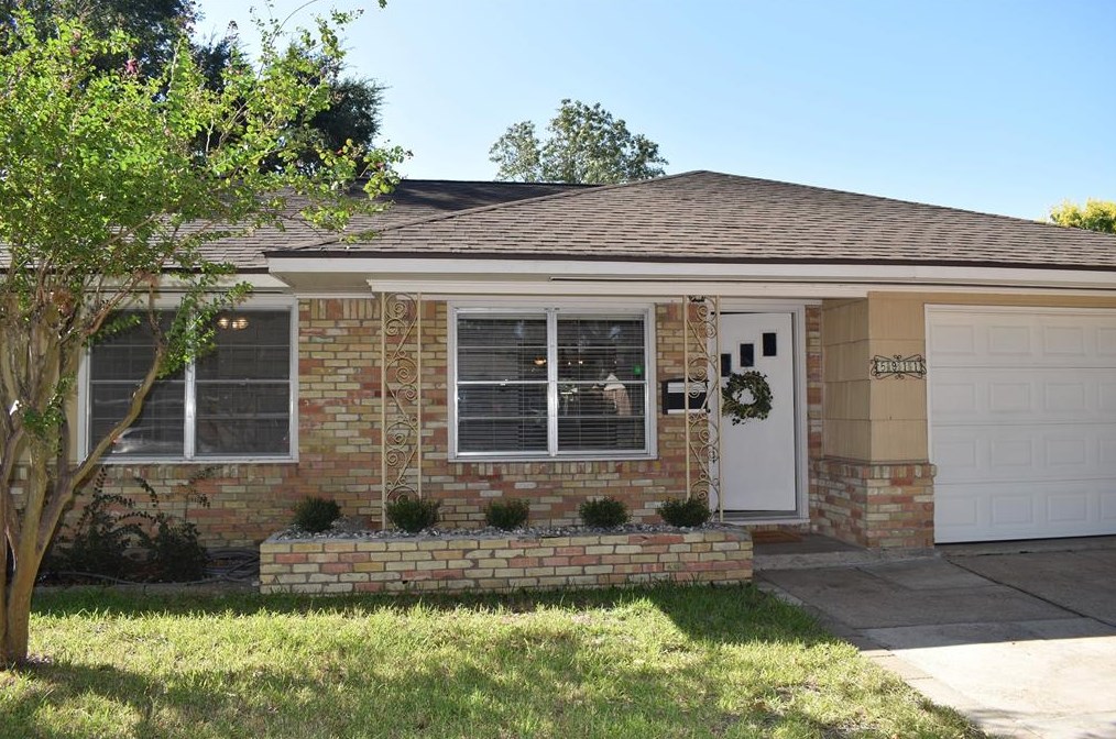 5911 Hornwood Dr, Houston, TX 77081-4302