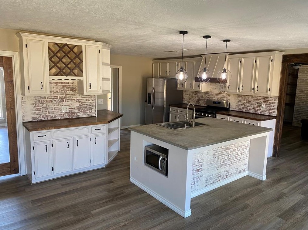 13727 Whitchurch Way, Houston, TX 77015-1516