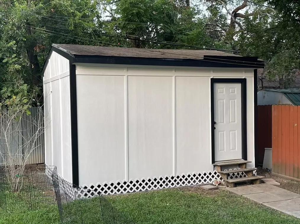 1553 Elliott St, Houston TX  77023-3673 exterior