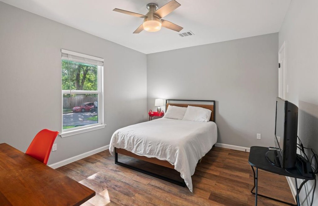 1553 Elliott St, Houston TX  77023-3673 exterior