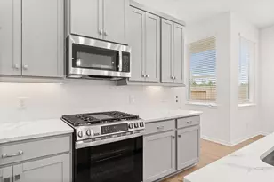 21226 Black Gap Wildlife Dr, Cypress, TX 77433 - Photo 6