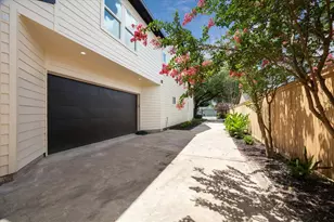 805 English St, Houston, TX 77009 - Photo 32