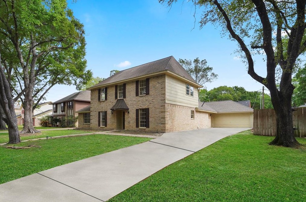 9111 Taidswood Dr, Spring TX  77379-6765 exterior