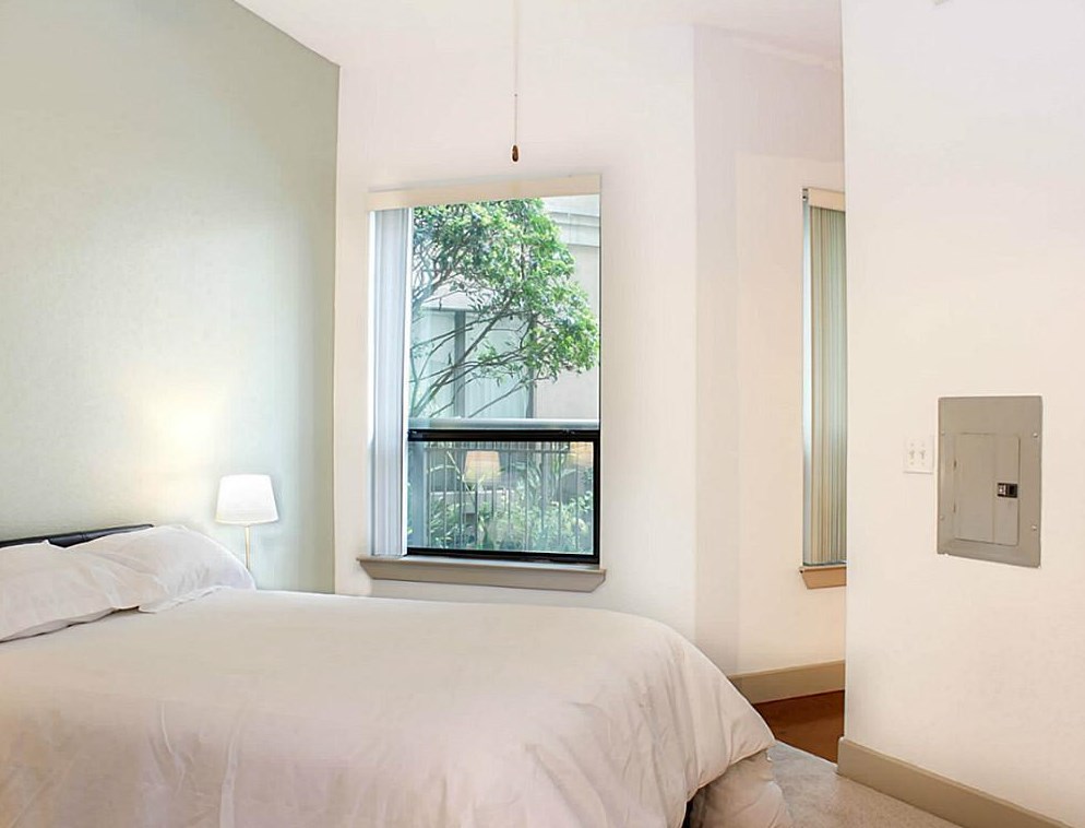 1901 Post Oak Blvd Apt 1211, Houston, TX 77056