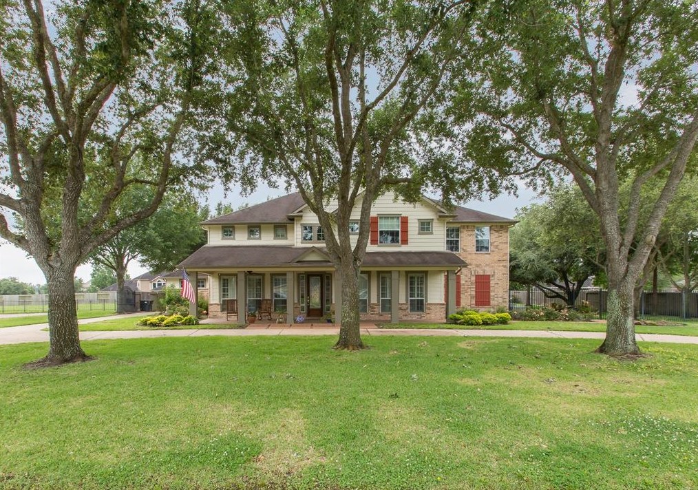 26111 Cloverland Park Ln, Cypress, TX 77433