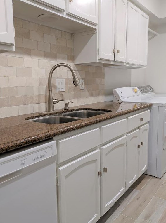 361 N Post Oak Ln Apt 235, Houston, TX 77024