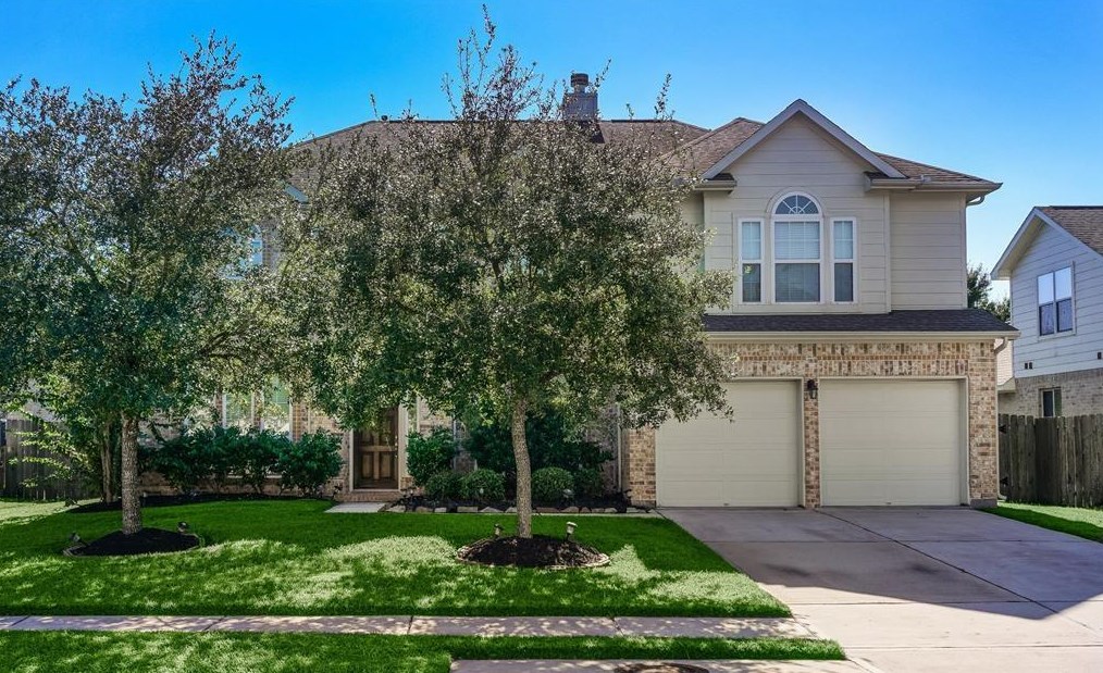 13208 Hampton Bay Dr, Pearland, TX 77584