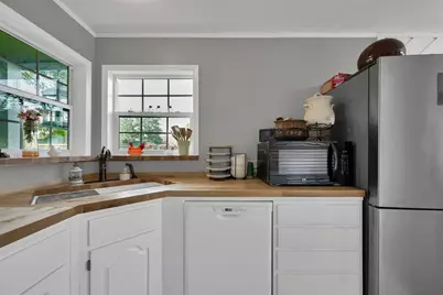 10496 Summit Drive, Willis, TX 77318 - Photo 12