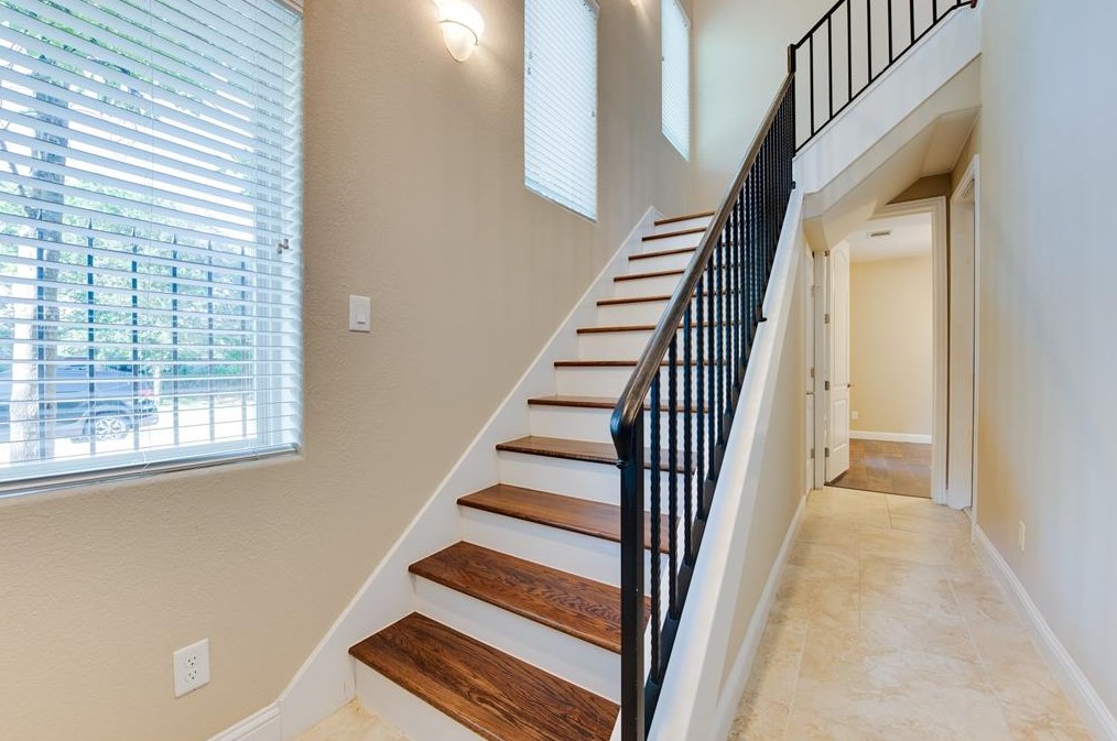 6105 Stillman St, Houston, TX 77007