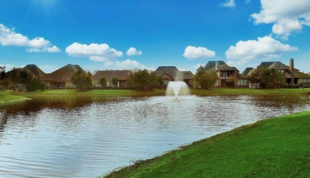 206 Oarwood Pl, Spring, TX 77389-5318