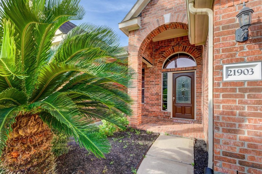 21903 Hannover Ridge Dr, Spring, TX 77388-5572