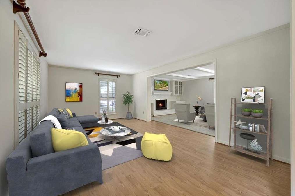 4002 Laurel Grv Dr, Taylor Lake Village TX 77586-5015 exterior