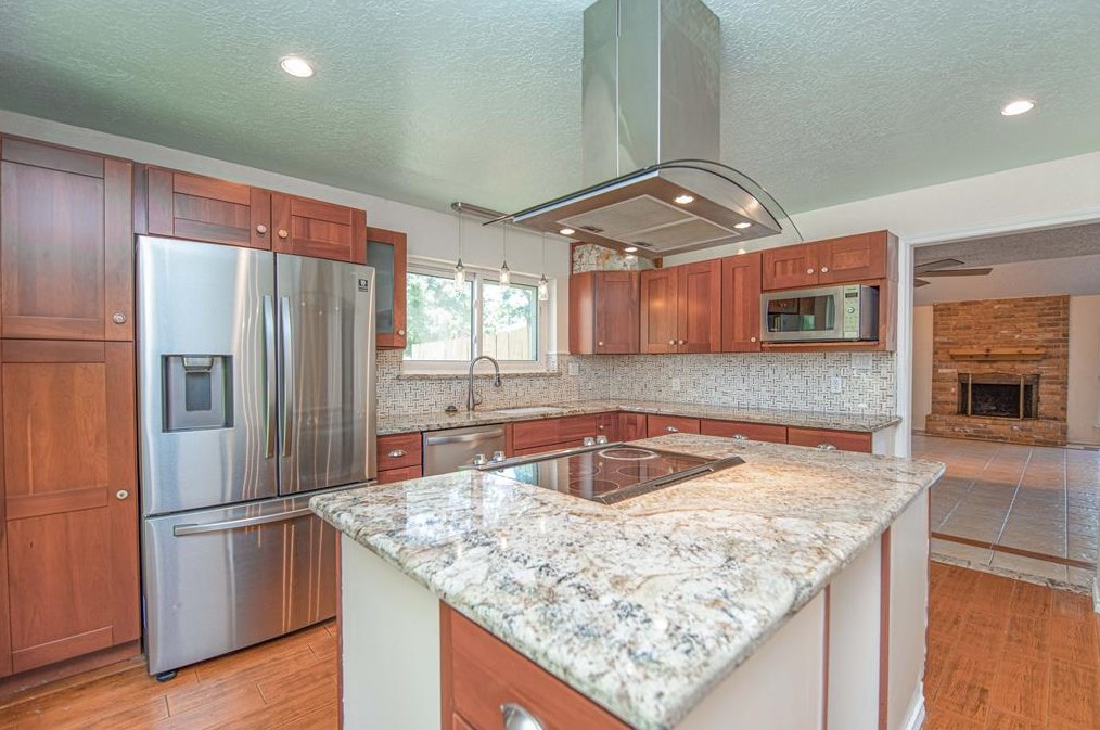 25418 Sugar Valley Ln, Spring, TX 77373