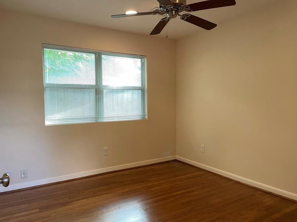 8627 Mcavoy Dr, Houston TX  77074-7307 exterior