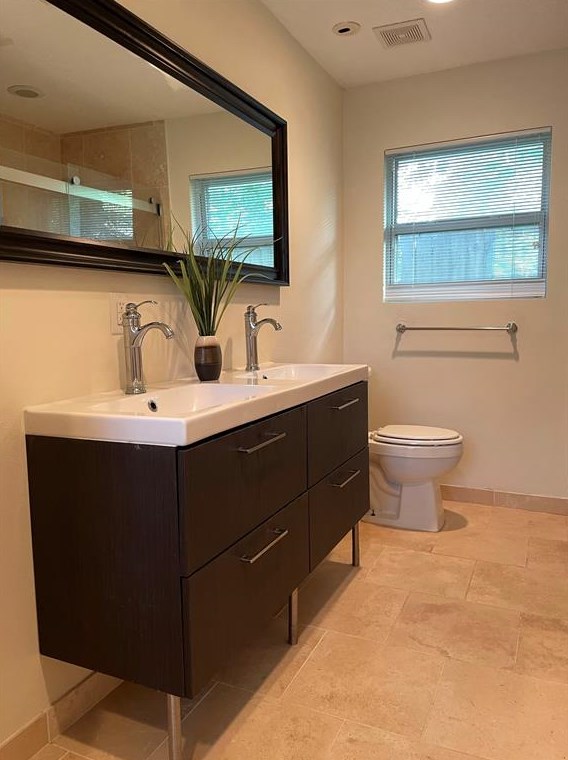 8627 Mcavoy Dr, Houston TX  77074-7307 exterior