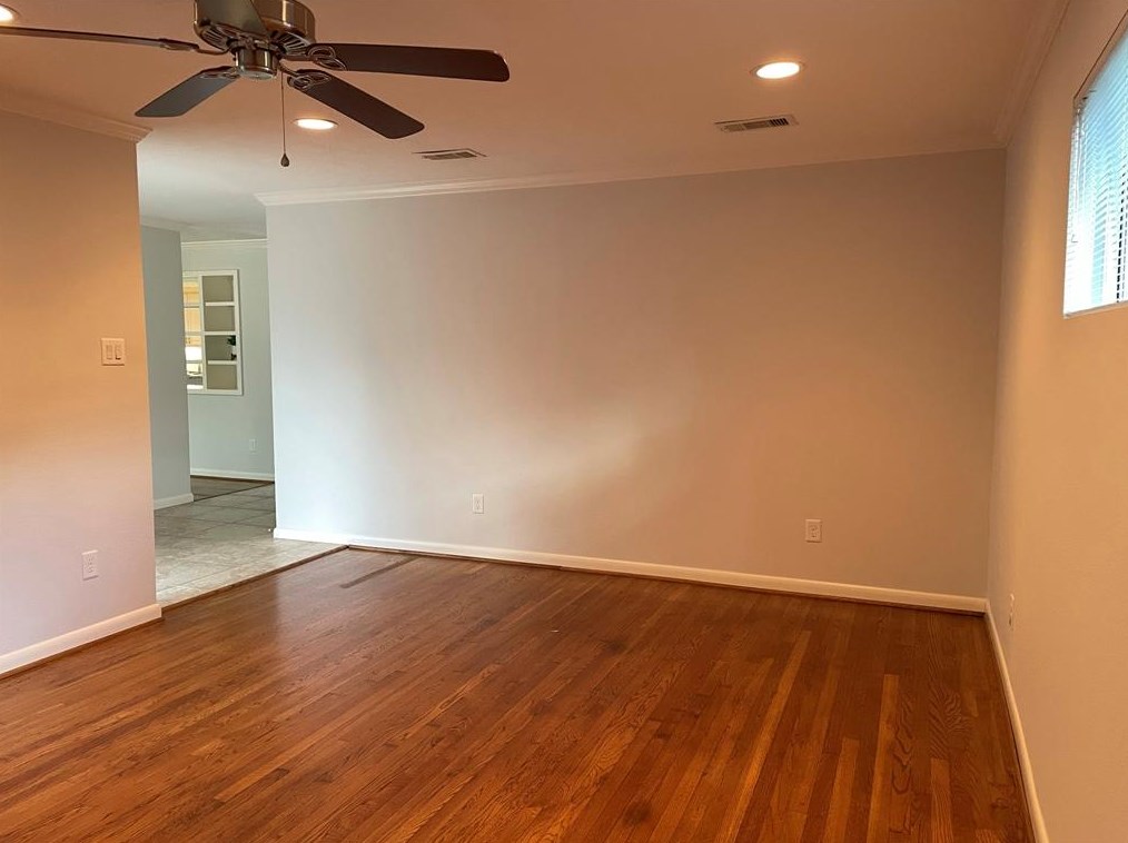 8627 Mcavoy Dr, Houston TX  77074-7307 exterior