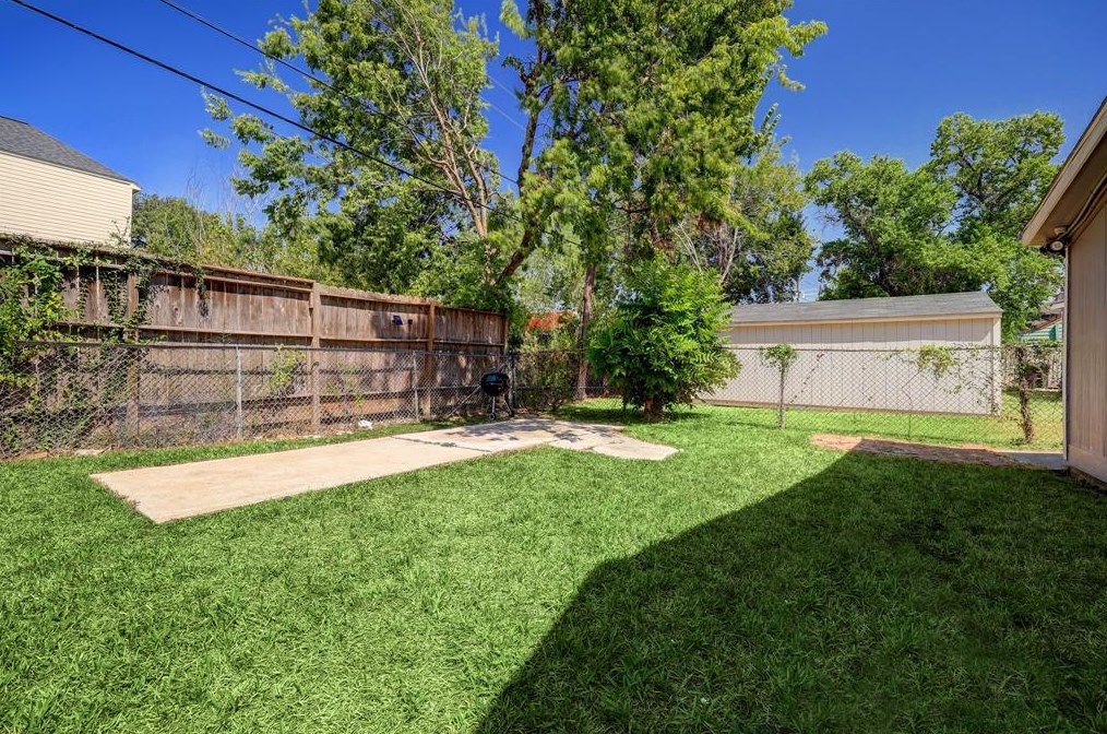 6618 Burkett St, Houston TX  77021-2325 exterior