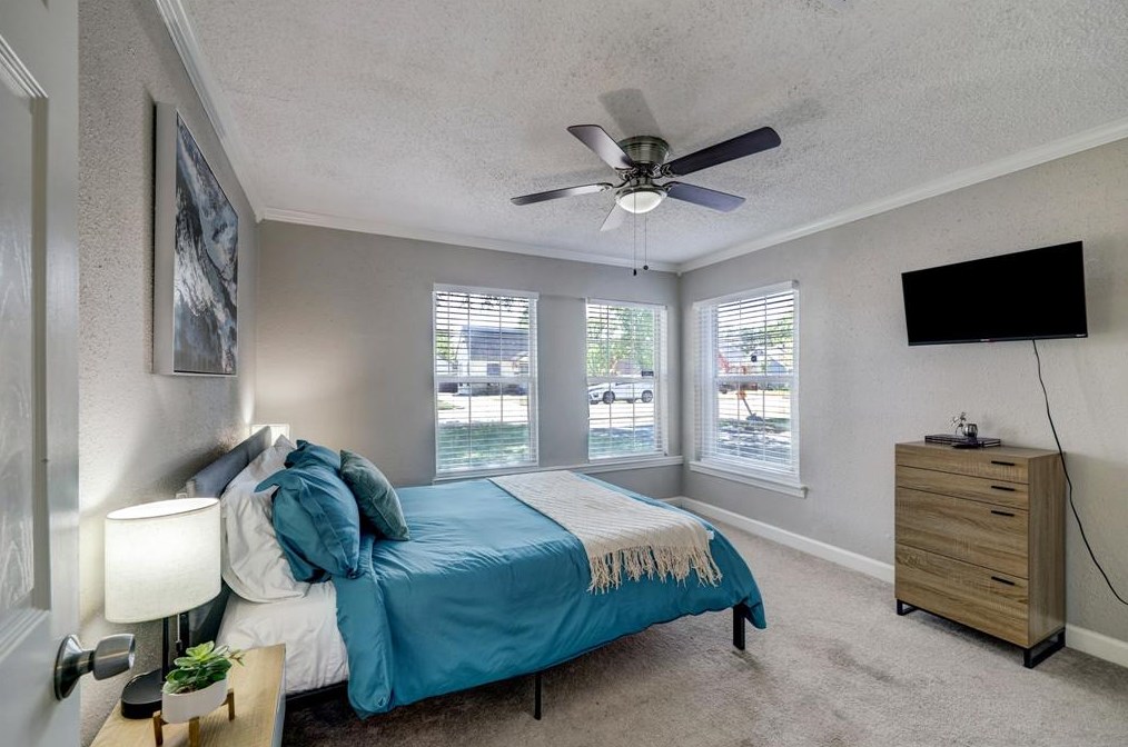 6618 Burkett St, Houston TX  77021-2325 exterior