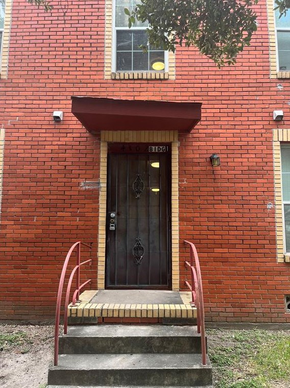 4302 Polk St #2, Houston, TX 77023