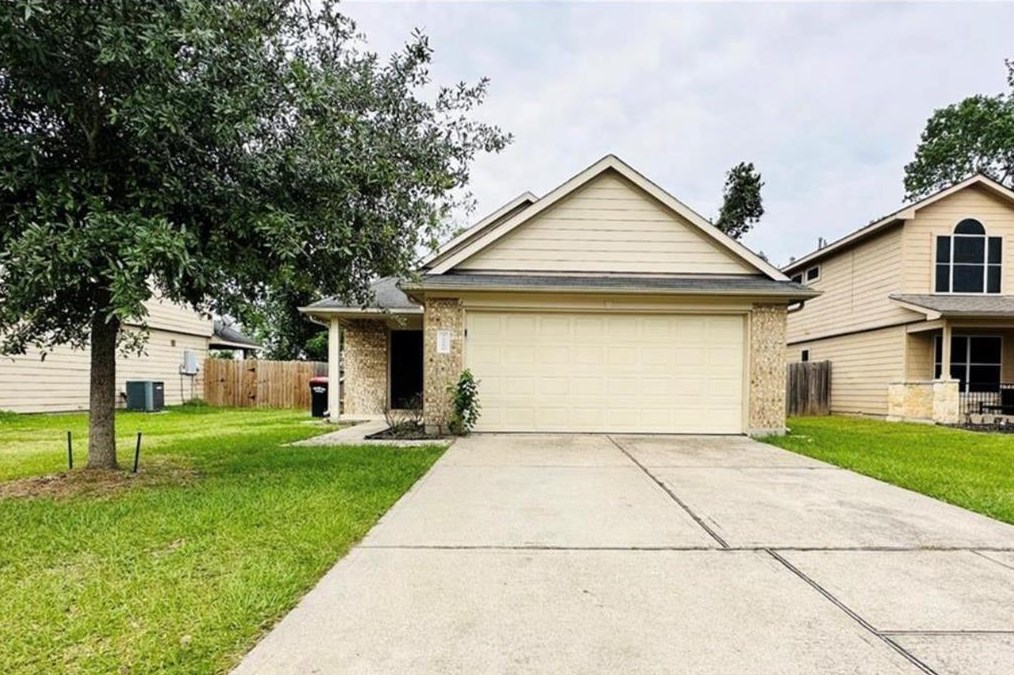 22258 Queenbury Hl Dr, Houston TX  77073-5685 exterior