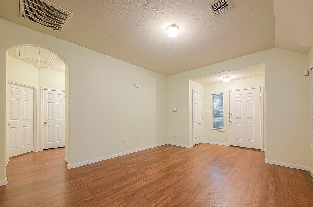 22258 Queenbury Hl Dr, Houston TX  77073-5685 exterior