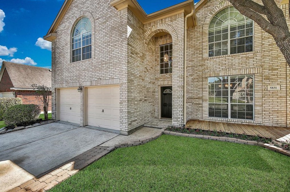 5831 Sawyer Bend Ln, Spring, TX 77379