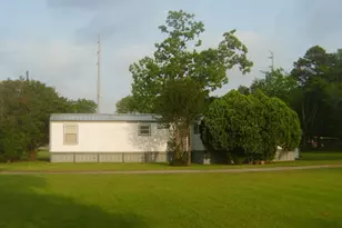 1615 E Wallisville Rd, Highlands, TX 77562 - Photo 2