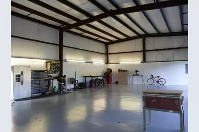 1615 E Wallisville Road, Highlands, TX 77562 - Photo 18