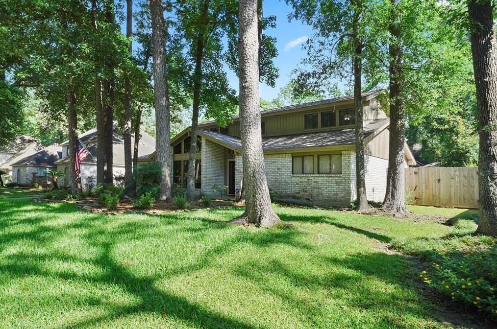 3419 Willow Ridge Dr, Humble, TX 77339-1883
