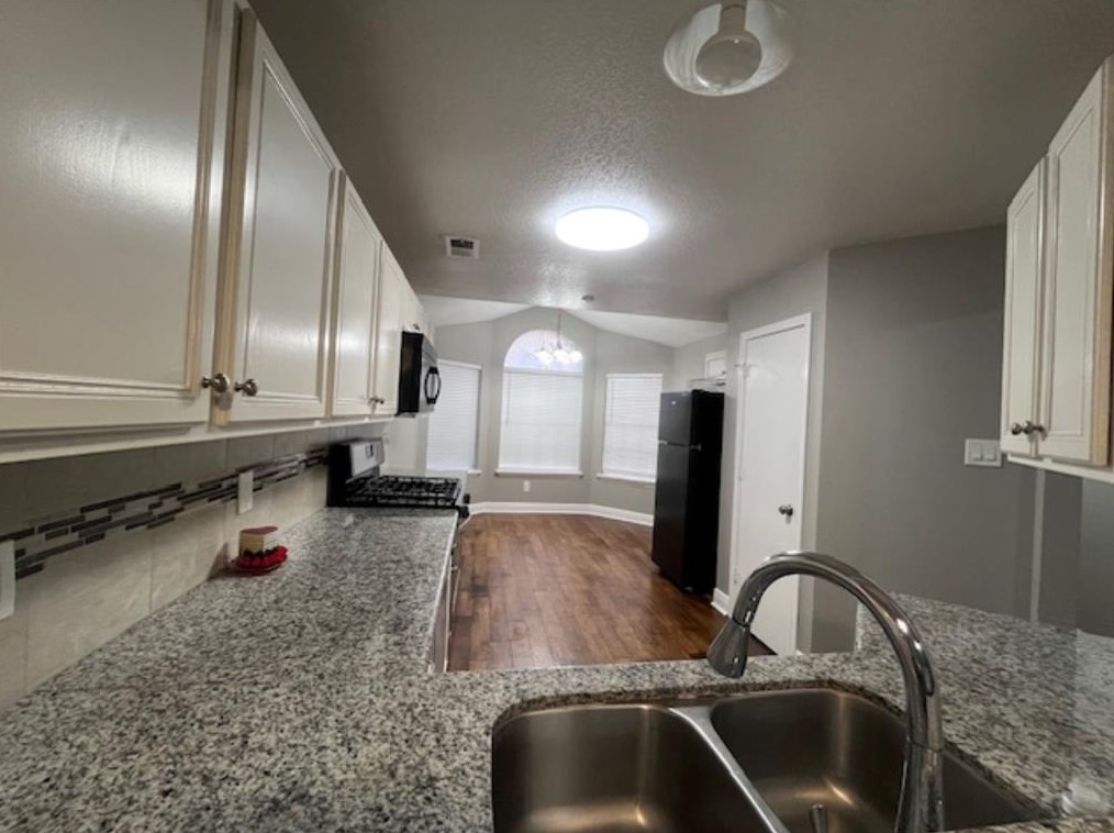 2315 Meandering Trail, Humble, TX 77339