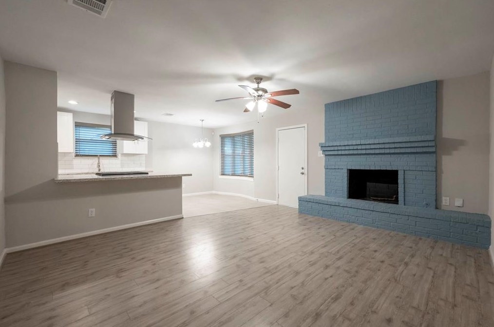 10119 Sagedowne Ln, Houston TX  77089-4323 exterior