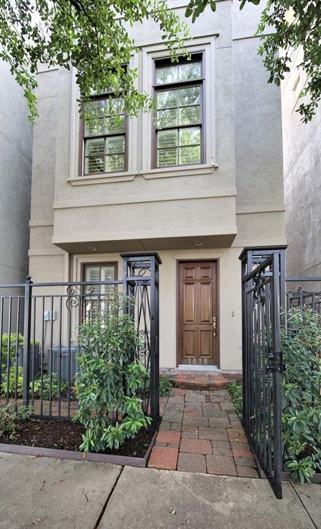 1418 Wichita St, Houston, TX 77004