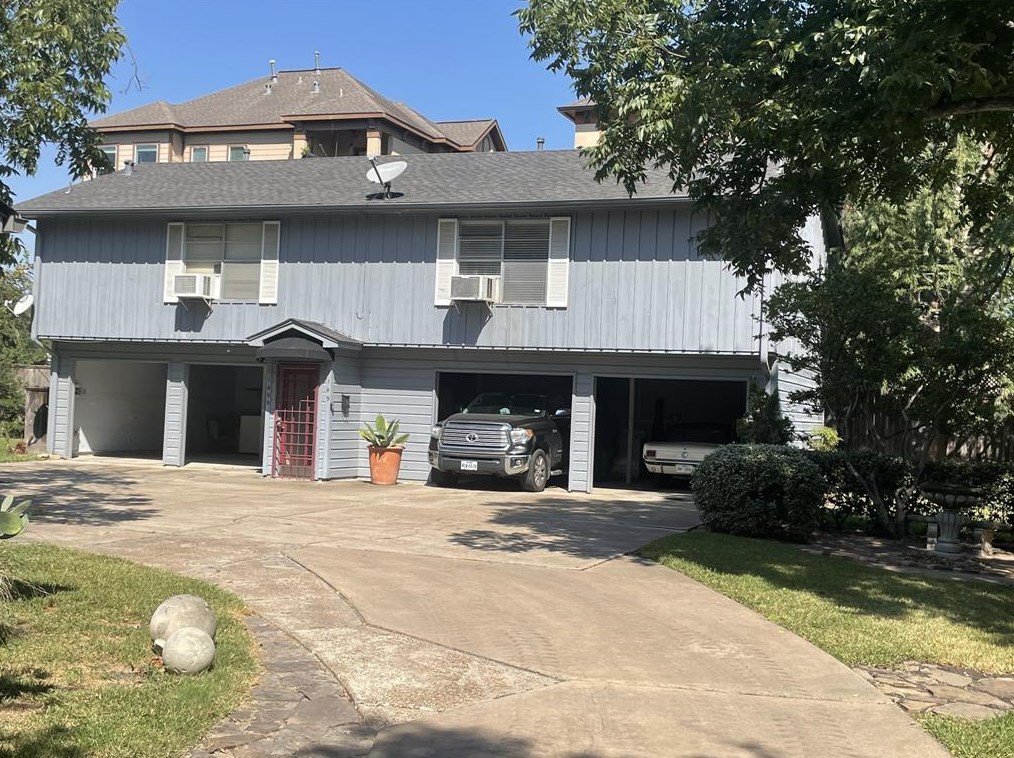1149 W 21st St, Houston, TX 77008