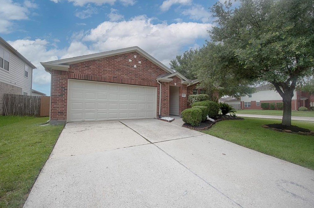 2753 Foster Hill Dr, Humble, TX 77345-2556
