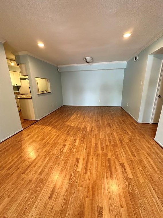 4635 Wild Indigo St Apt 503, Houston, TX 77027