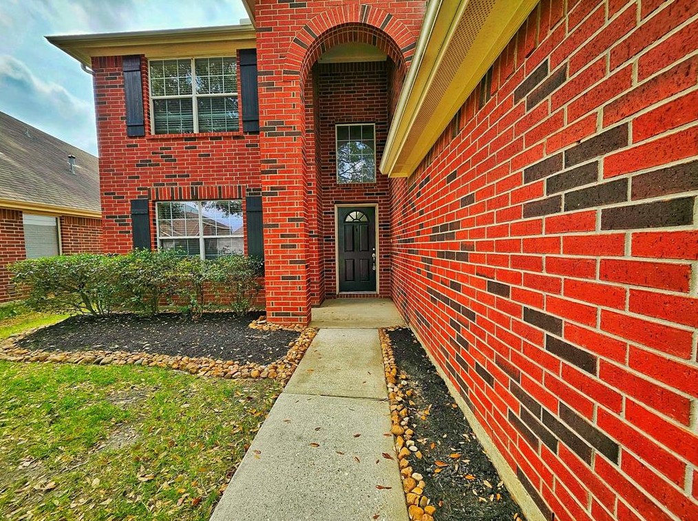 21731 Chanas Ct, Spring TX  77388-3284 exterior