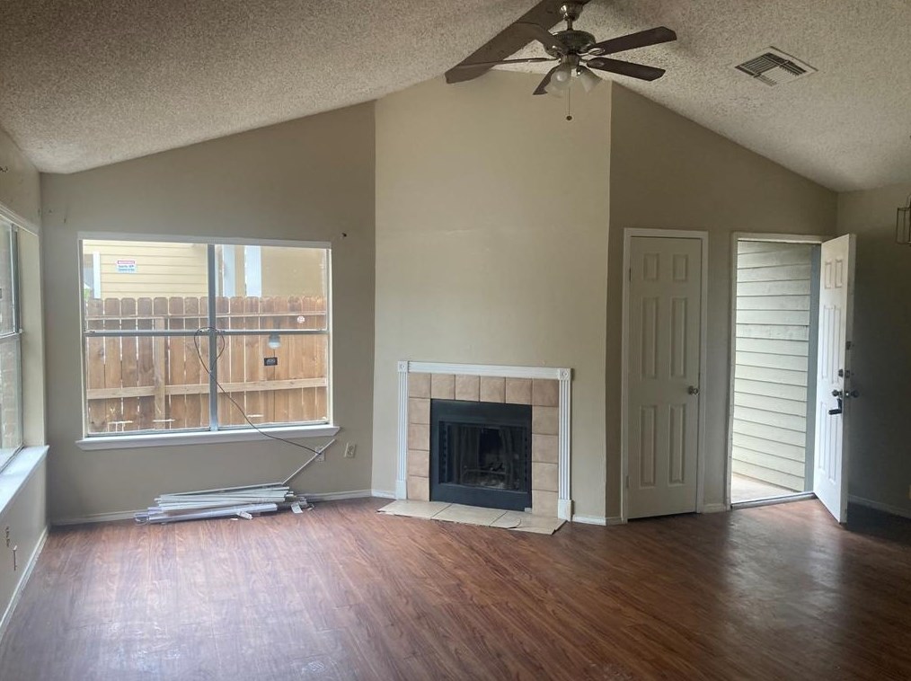 5407 Farley Dr, Houston, TX 77032-4331